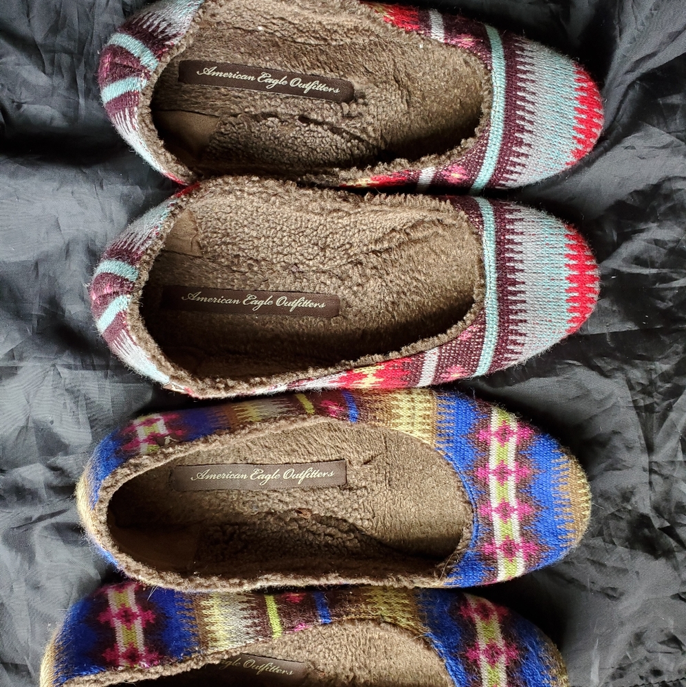 American Eagle flat slip on shoes. Size 9